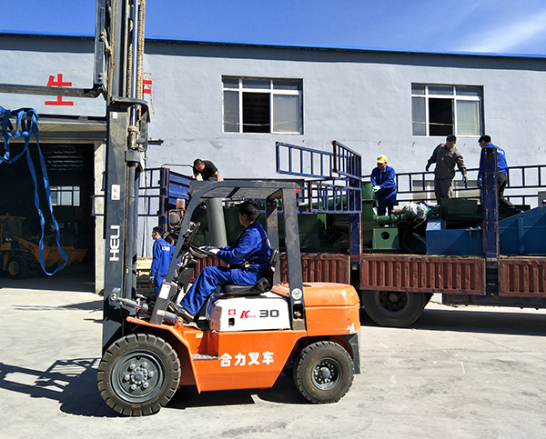 內蒙（méng）古（gǔ）470型三機組全自動生物質顆粒（lì）生產流水線